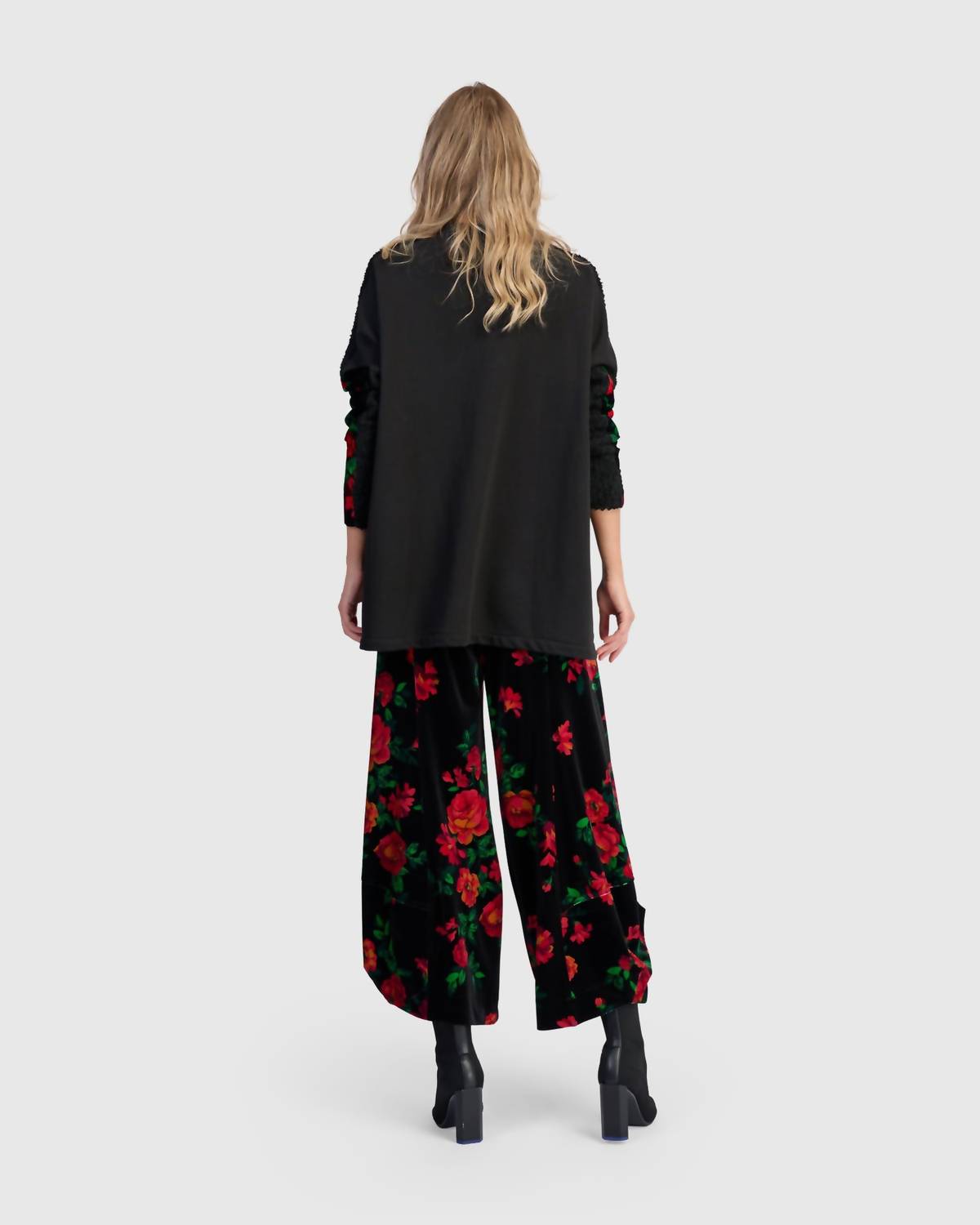 ALEMBIKA Spotlight Boucle Top in roses - women's top - view 5