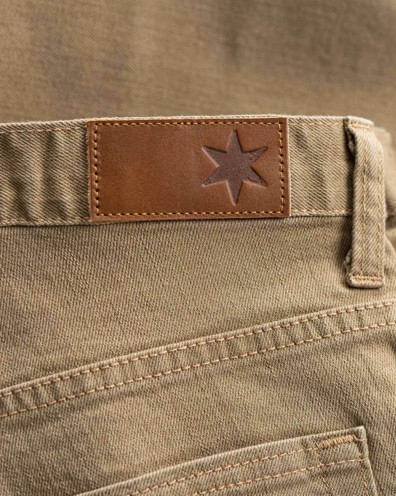 Deerfield Leathers - Tailored Fit Mid Rise Jeans