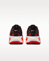Nike - Men's Vomero 18 Road Running Shoes