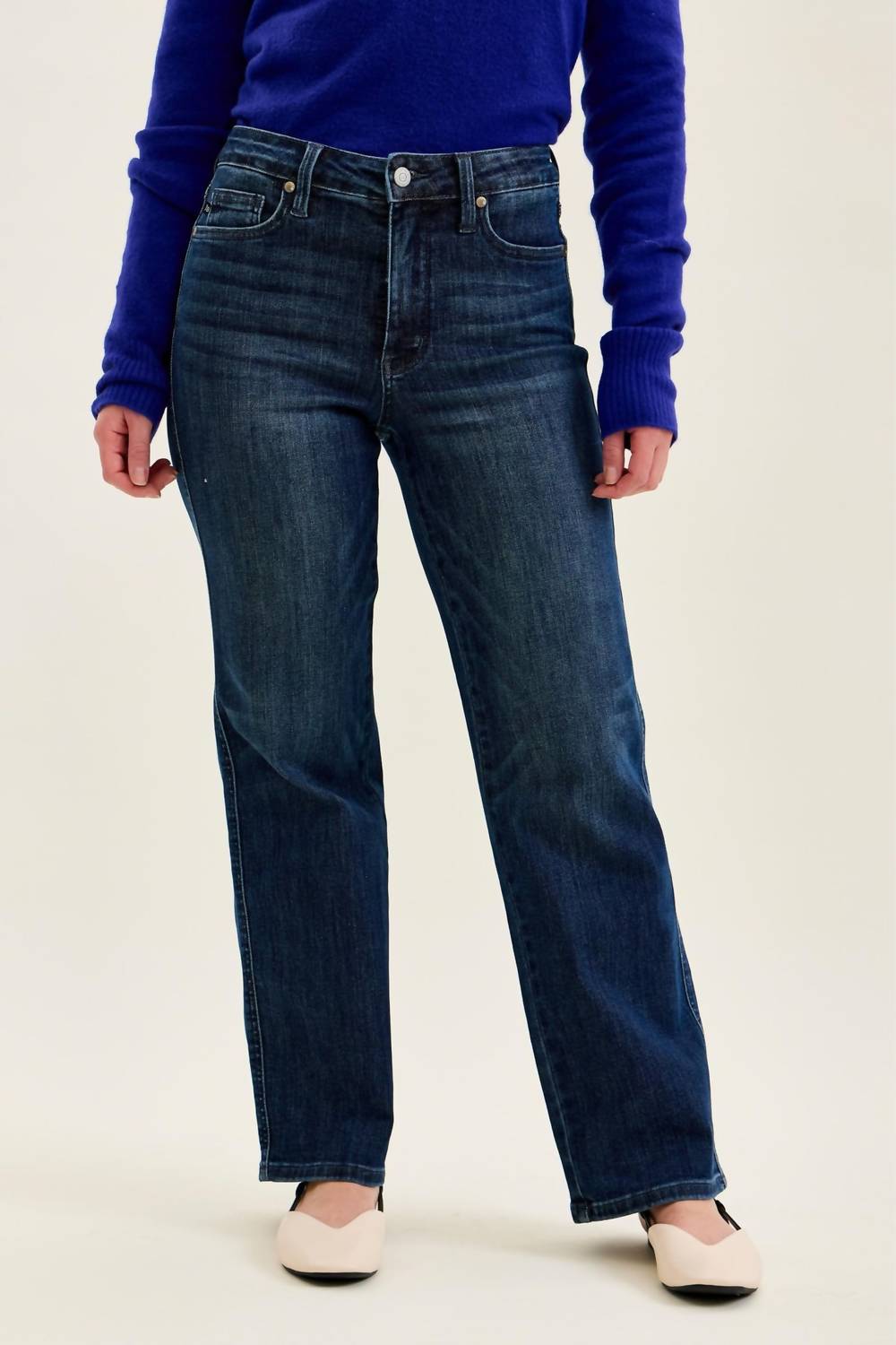 Judy Blue - Mid Rise Petite Jeans With Tummy Control