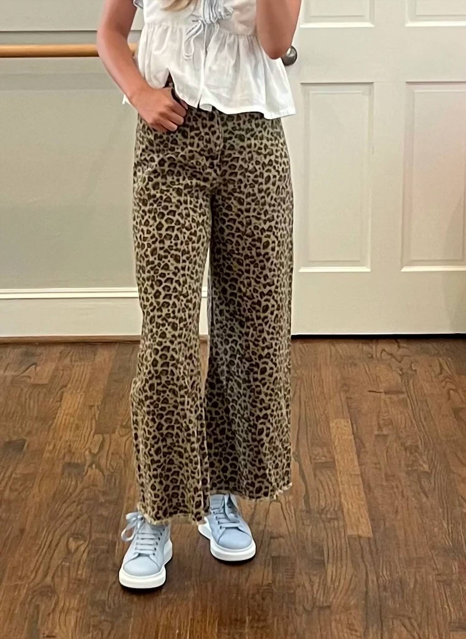 So Me - Mid Rise Twill Frayed Hem Wide Leg Pant