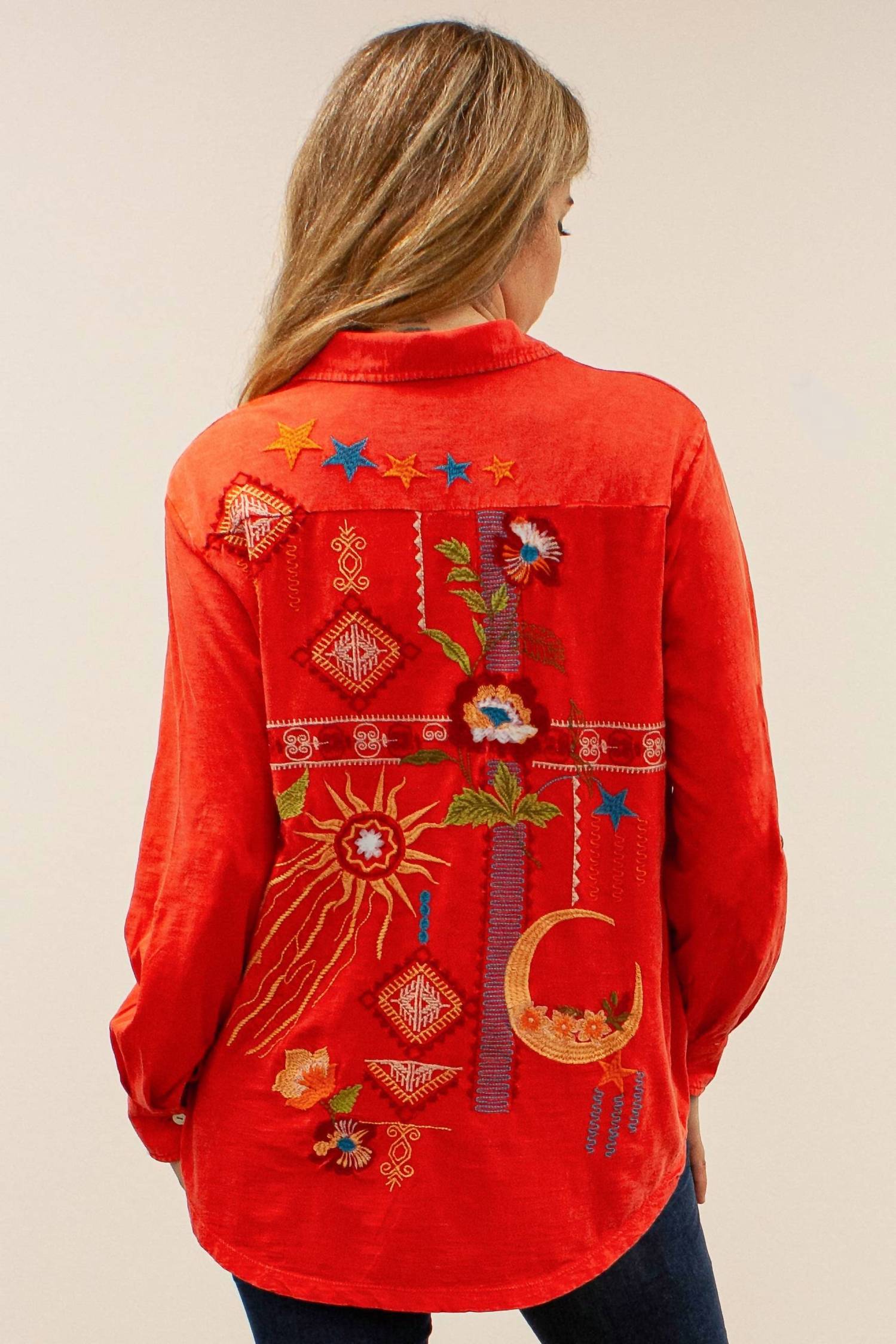 Caite & Kyla - Junia Shirt