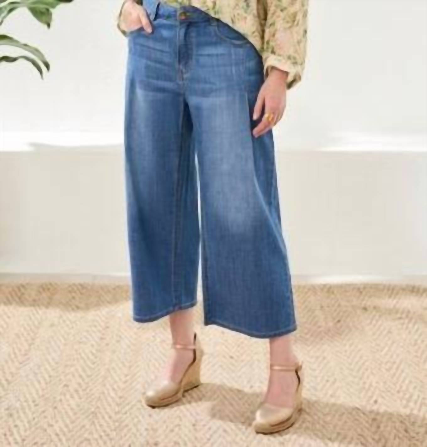 Tribal - Audrey Pleated Crop Wide Leg Jeans