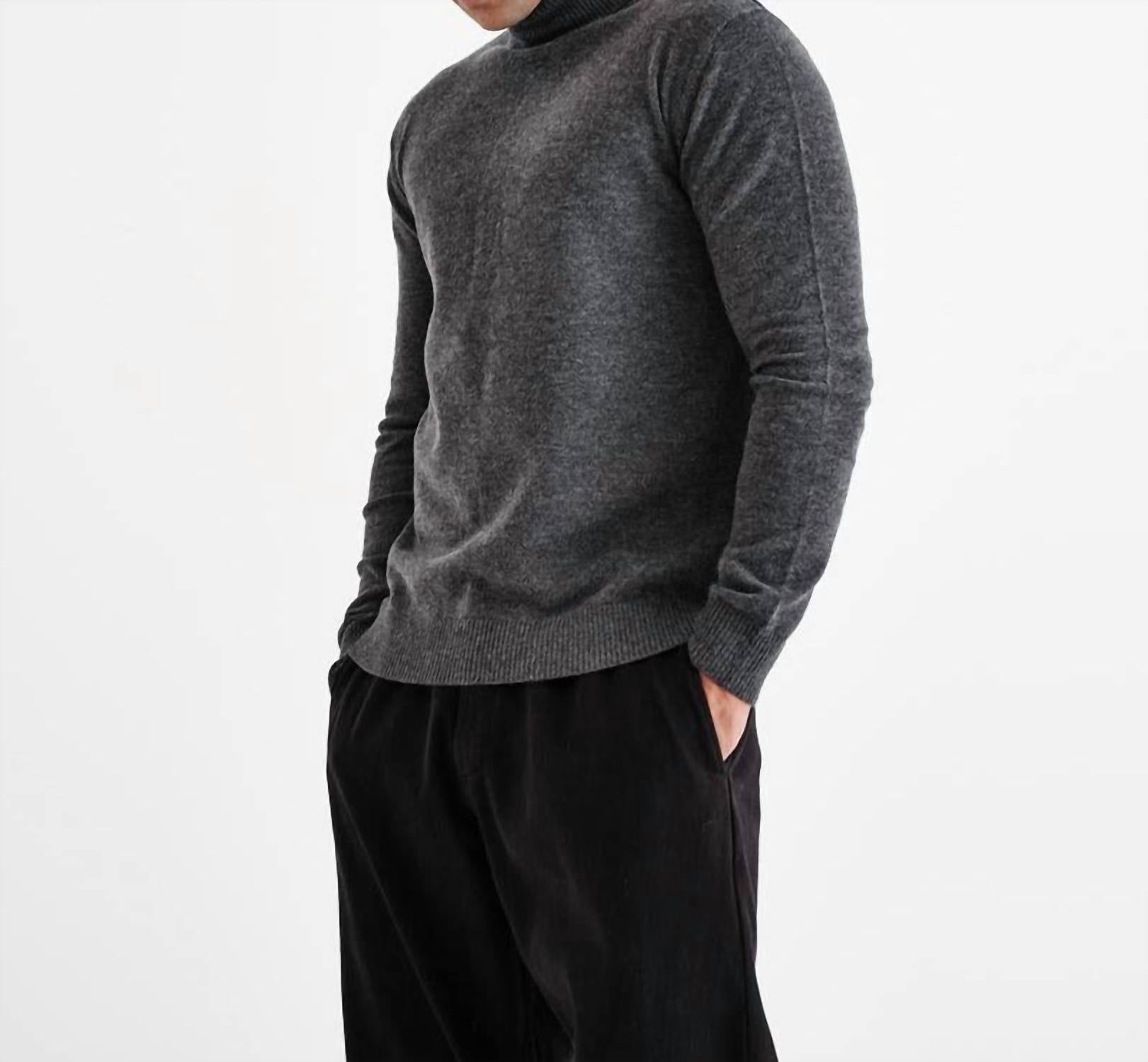 STERLING ROLL NECK SWEATSHIRT