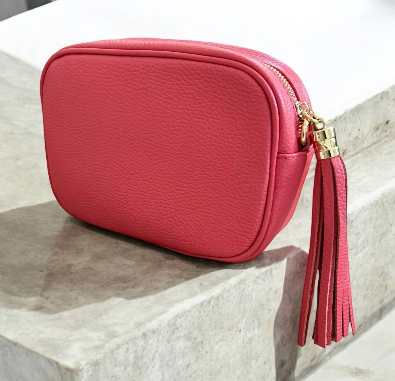 Cadenza Italy - Women's Leather Camera Style Crossbody Bag
