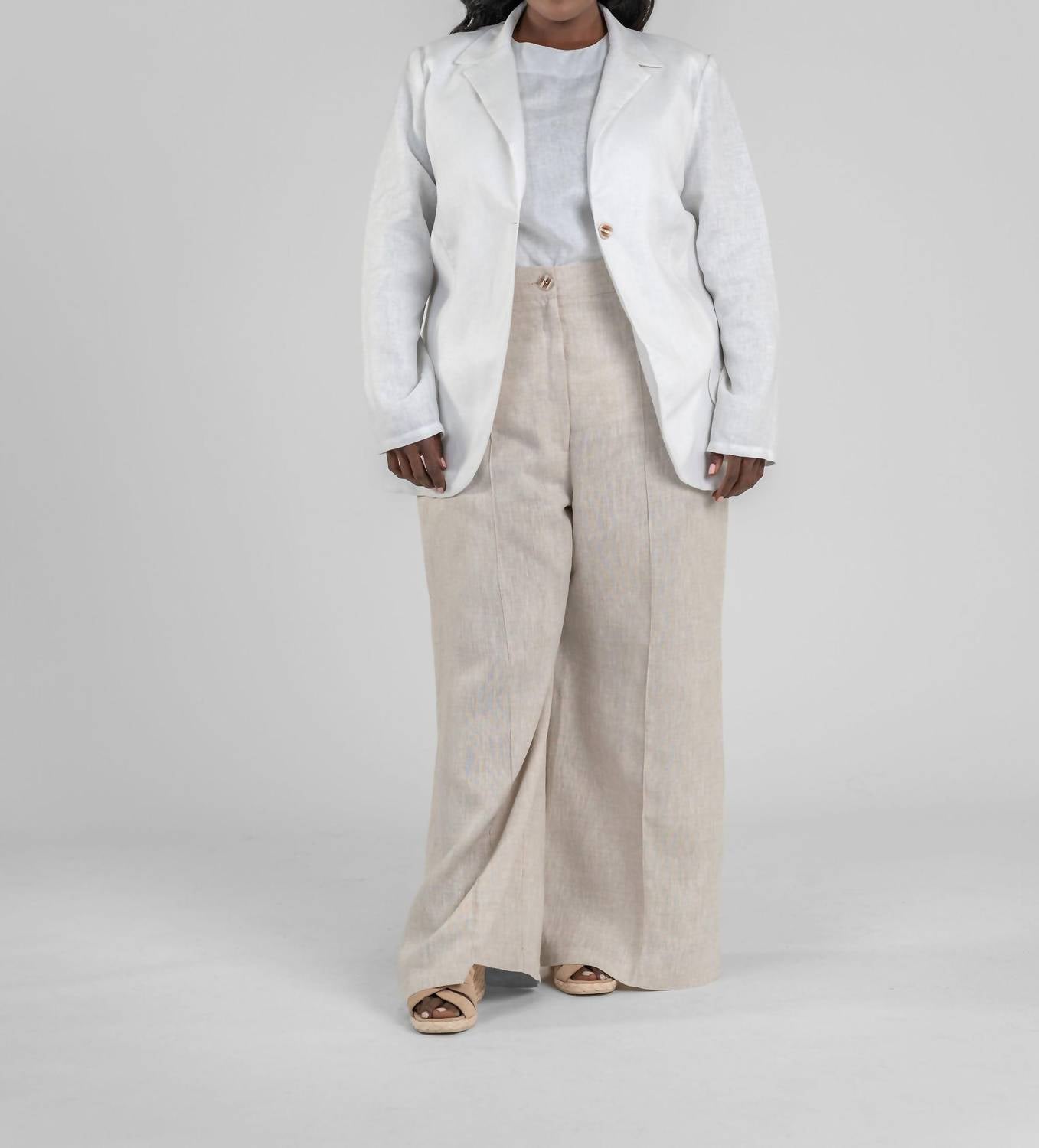 Adriana Contreras - White Linen Long Sleeve Blazer - Plus