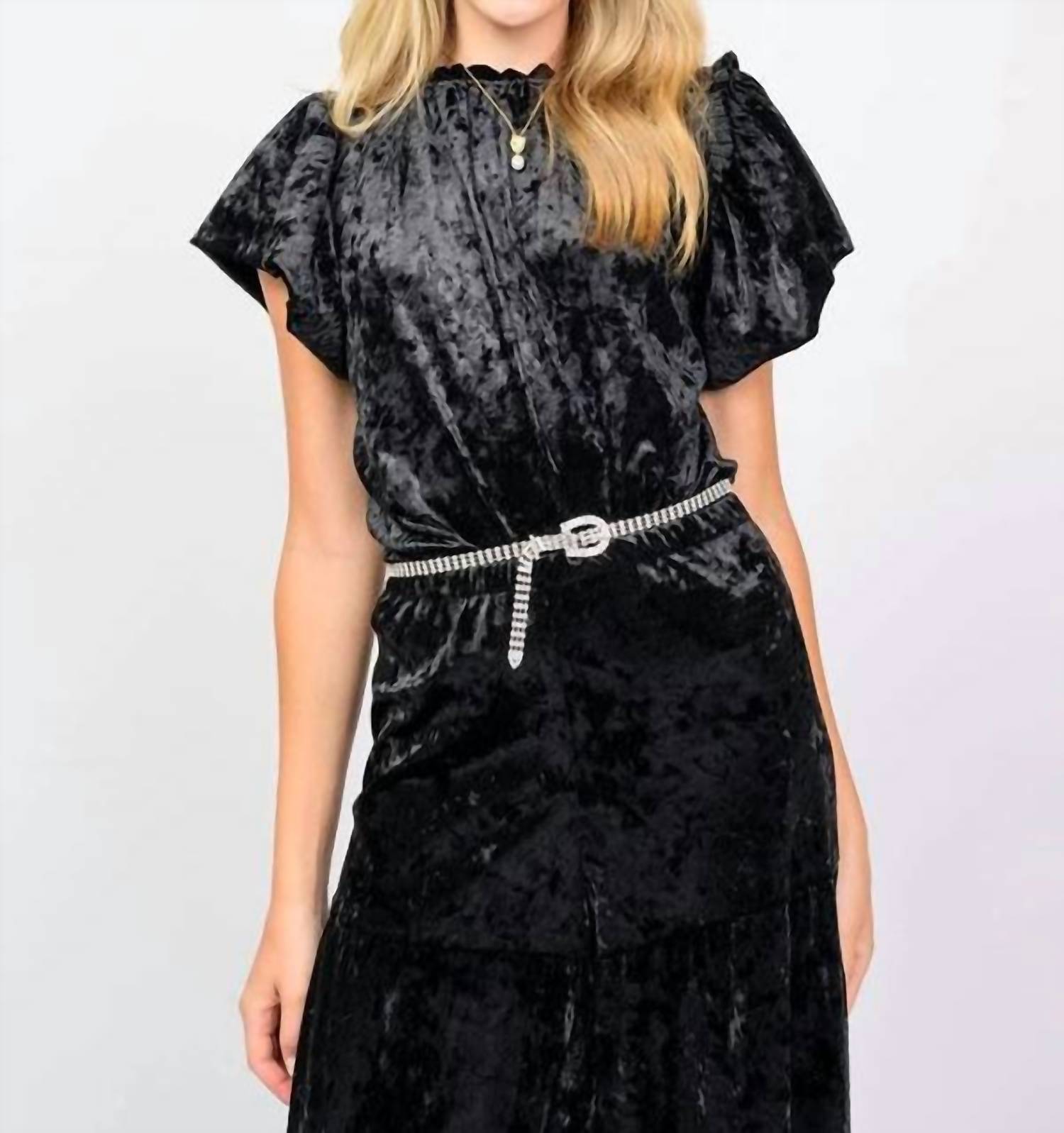 Ivy Jane - Taylor Short Sleeve Velvet Top
