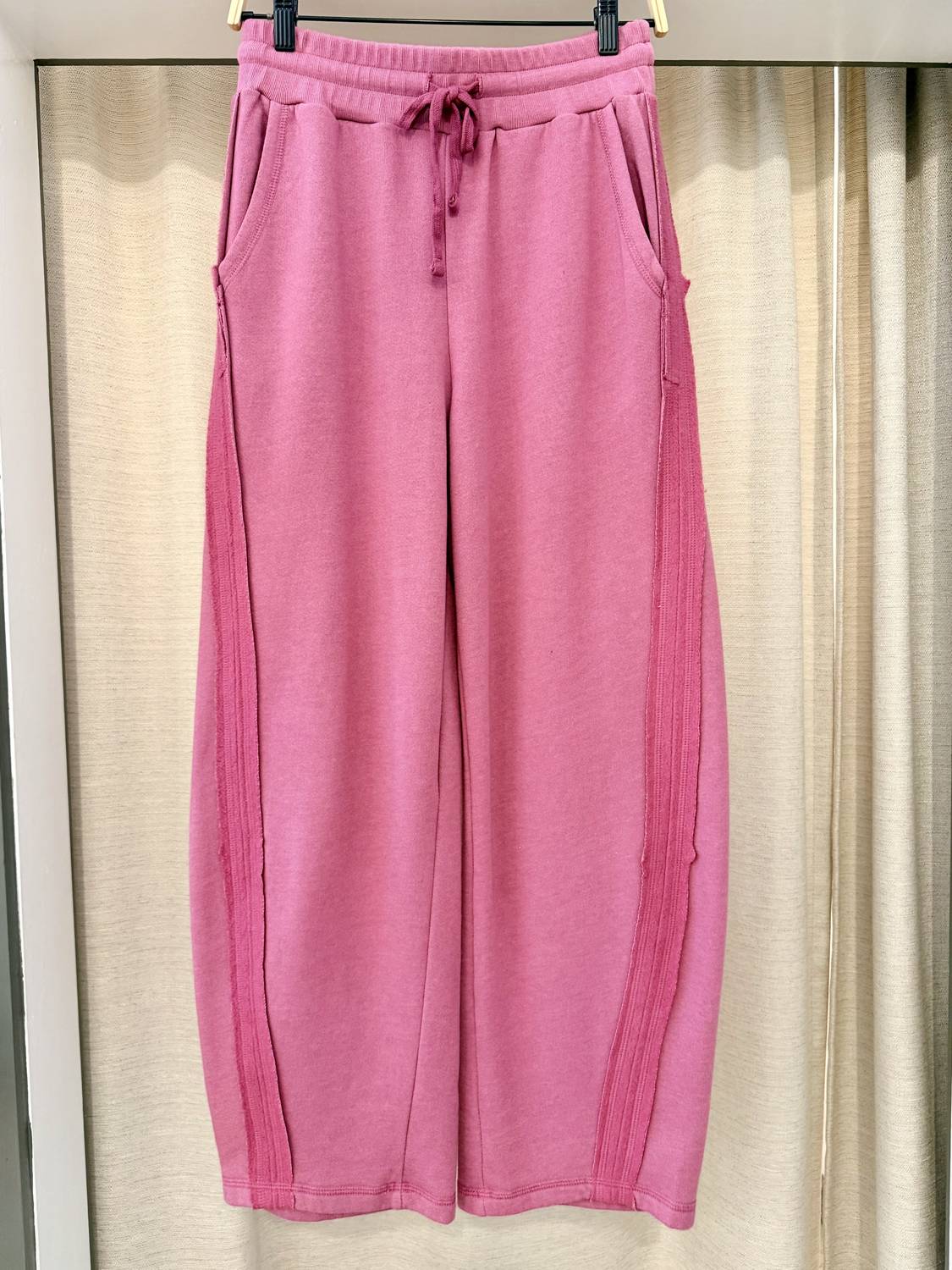 Sundry Women's Raw Seamed Pants in mauve - women's pants - detail view