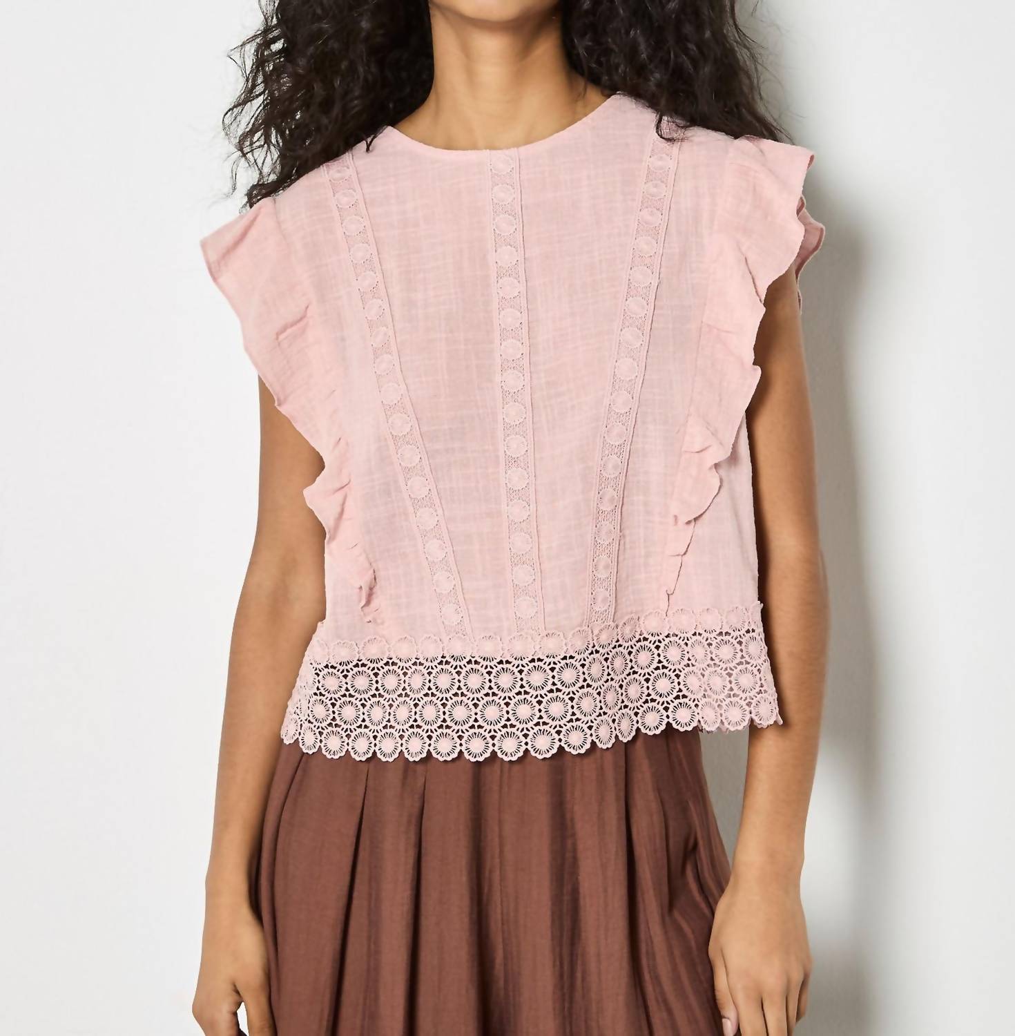 Apricot - Lace Trim Frill Edge Top