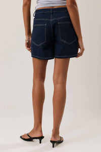 Le Lis - Mid Rise Contrast Stitch Oversized Shorts