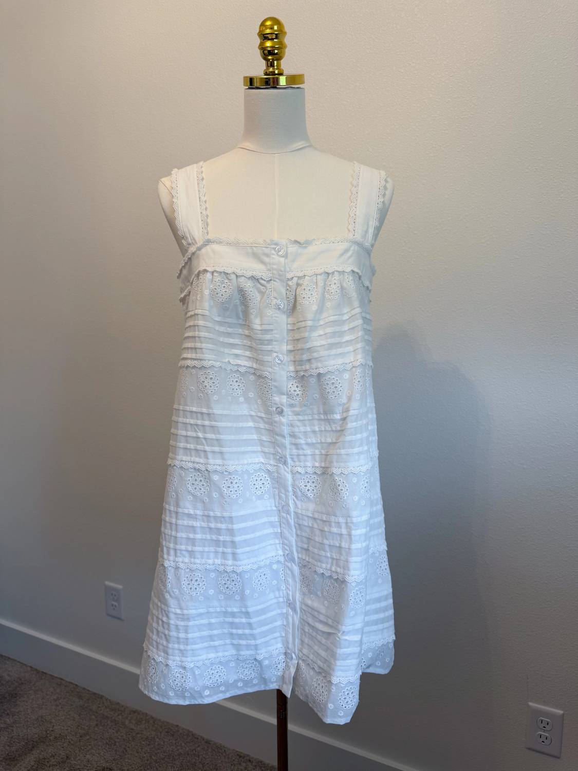 Raisonnel - Women's Eyelet Lace Dress