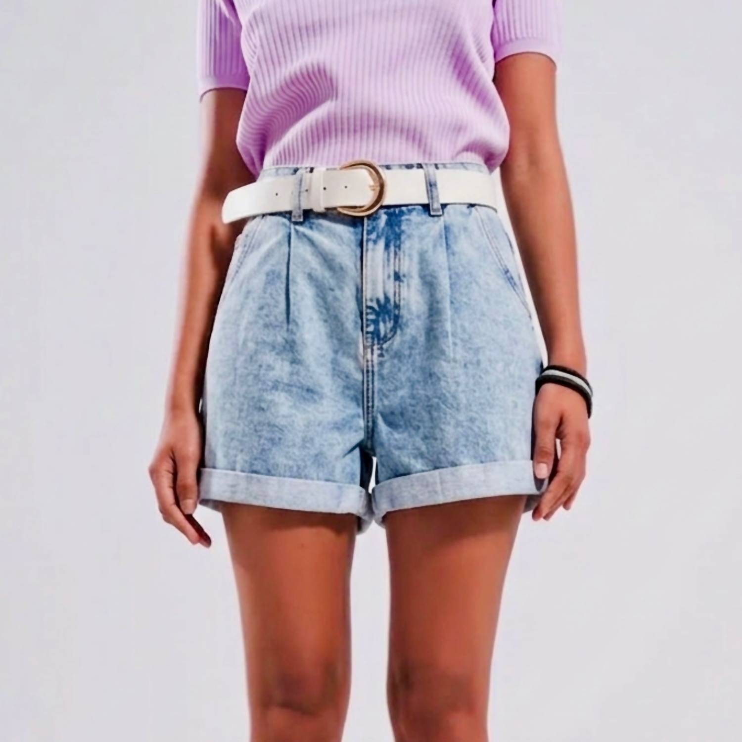 Q2 - Vintage High Rise Baggy Denim Shorts