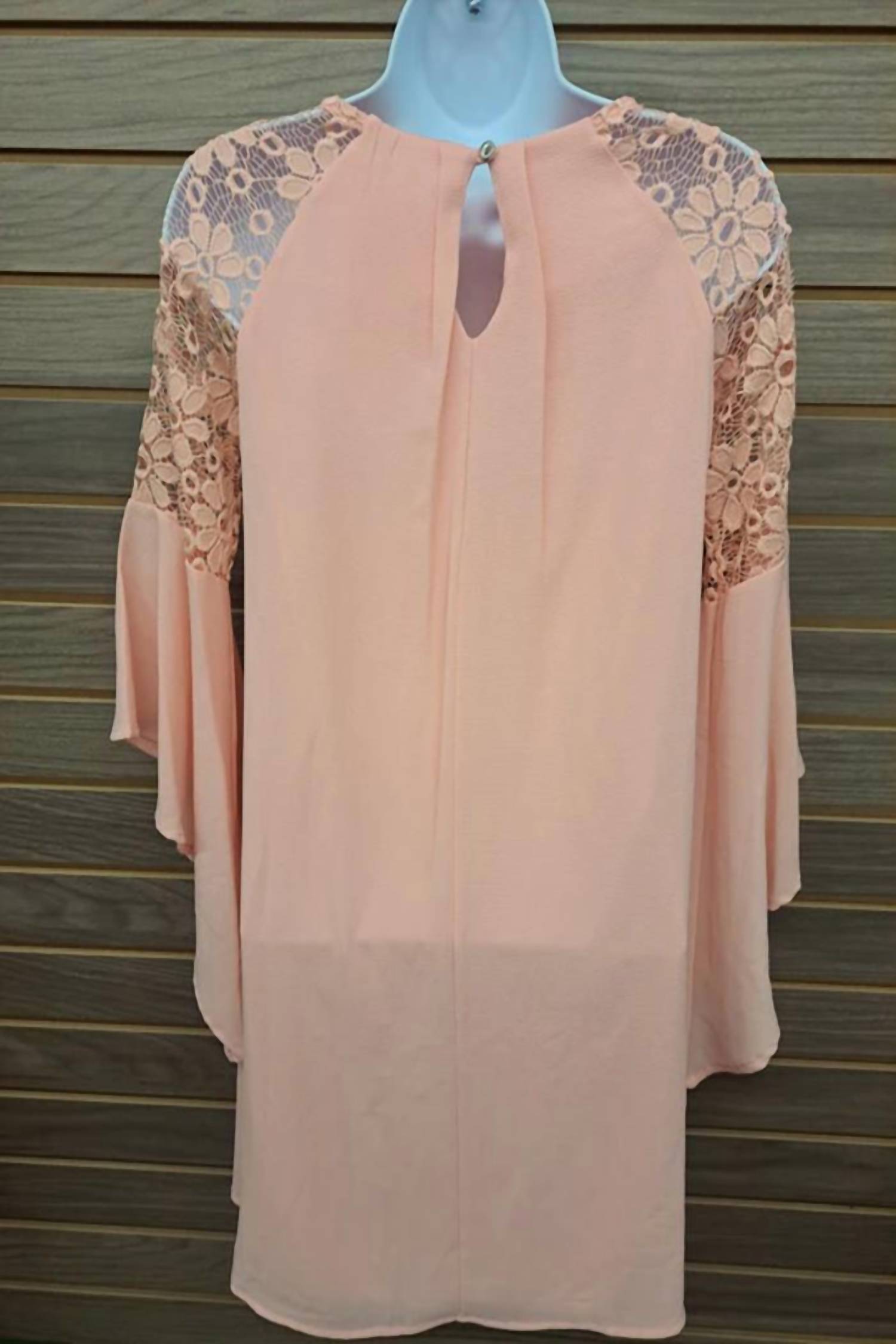 Mod Ref - Women's Lace Arm 3/4 Sleeve