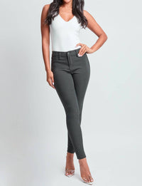 YMI Bianca Mid-rise Skinny Jeans in jet set - women's jeans - detail view