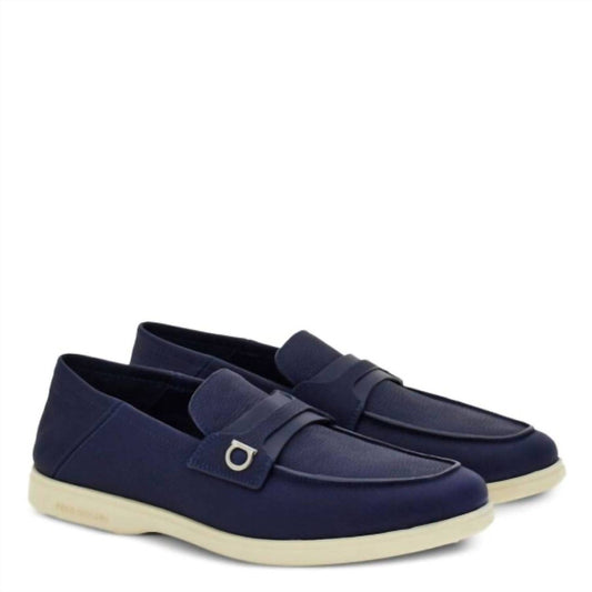 Salvatore Ferragamo - Men's Gancini Plaque Leather Loafers