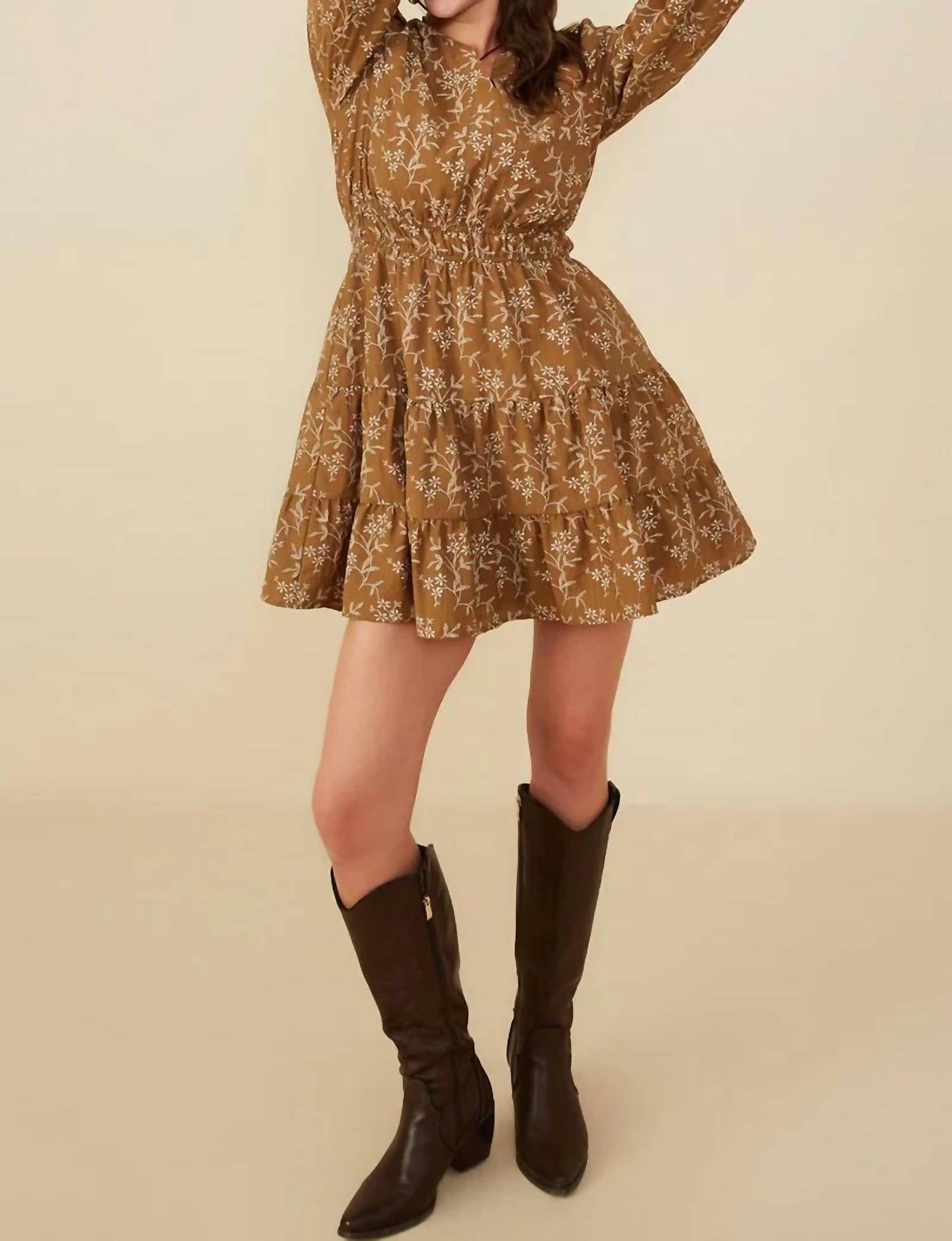 Hayden La - Notch Detail Floral Embroidered Dress