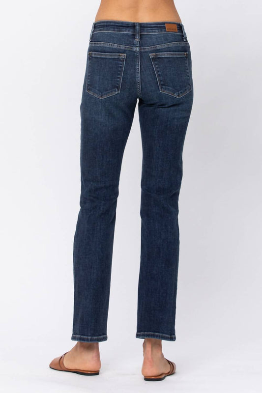 Judy Blue - Mid Rise Straight Leg Non Distressed Jean