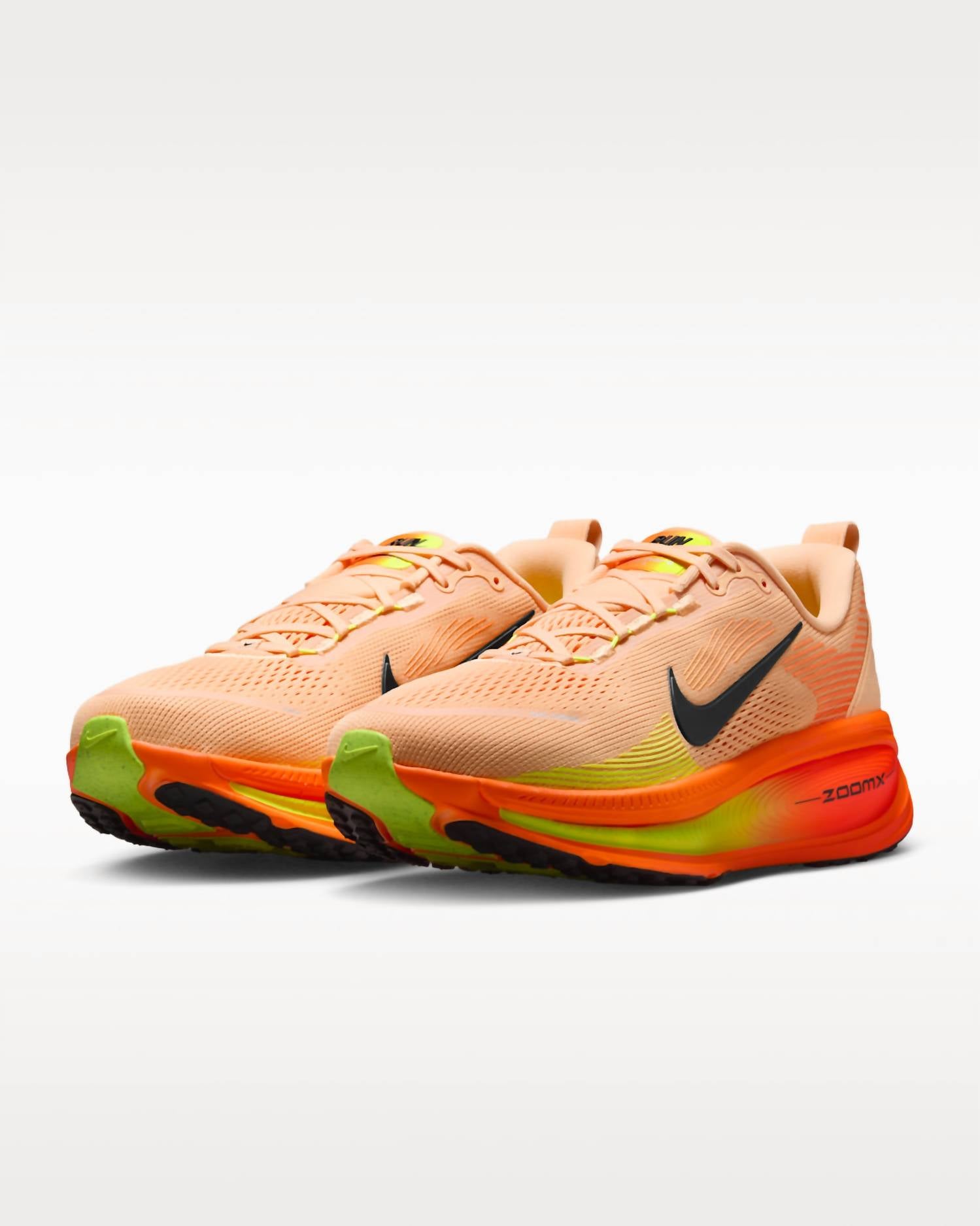Nike - Men's Vomero 18 Road Running Shoes