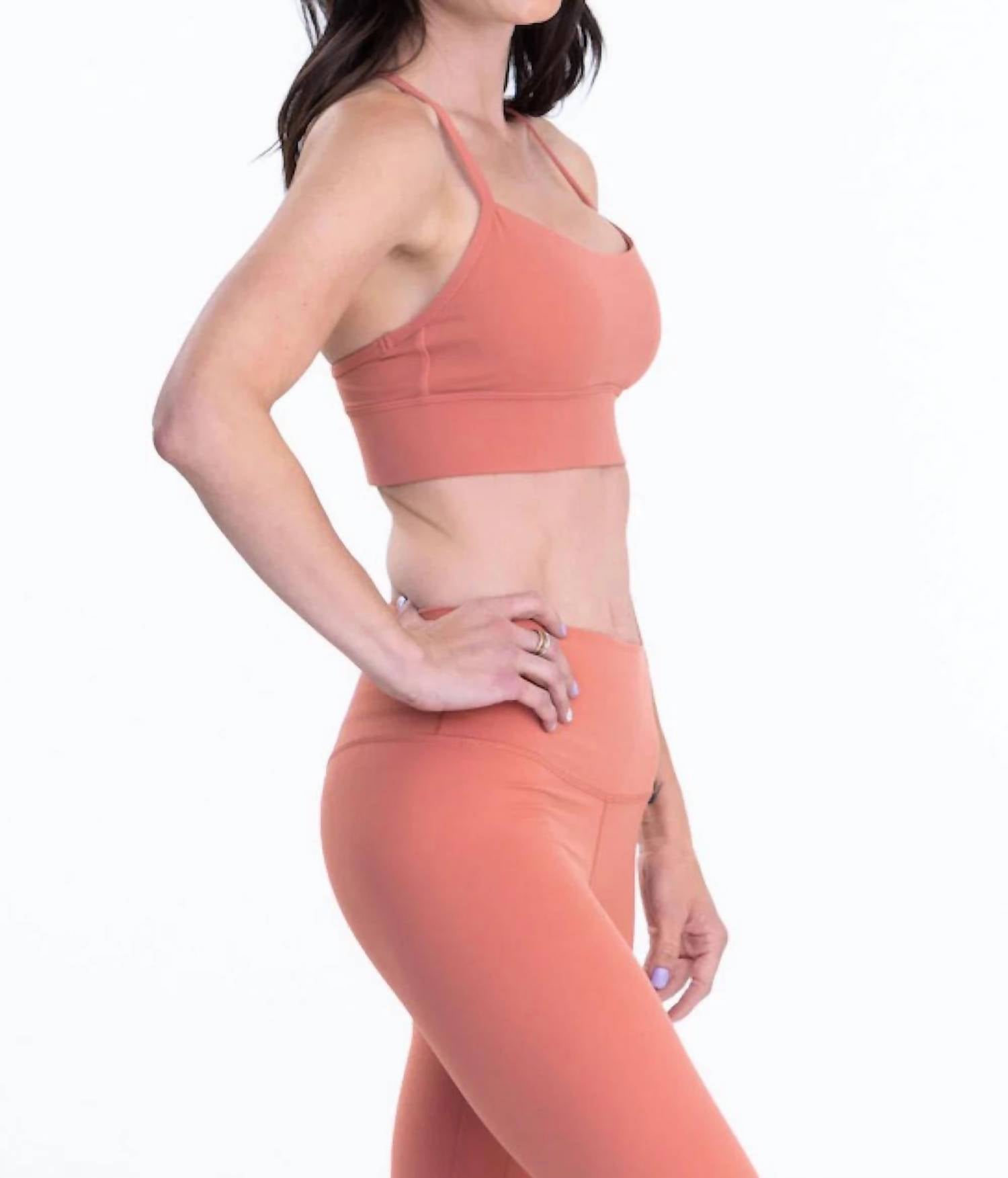Lovlei - Inline Sports Bra