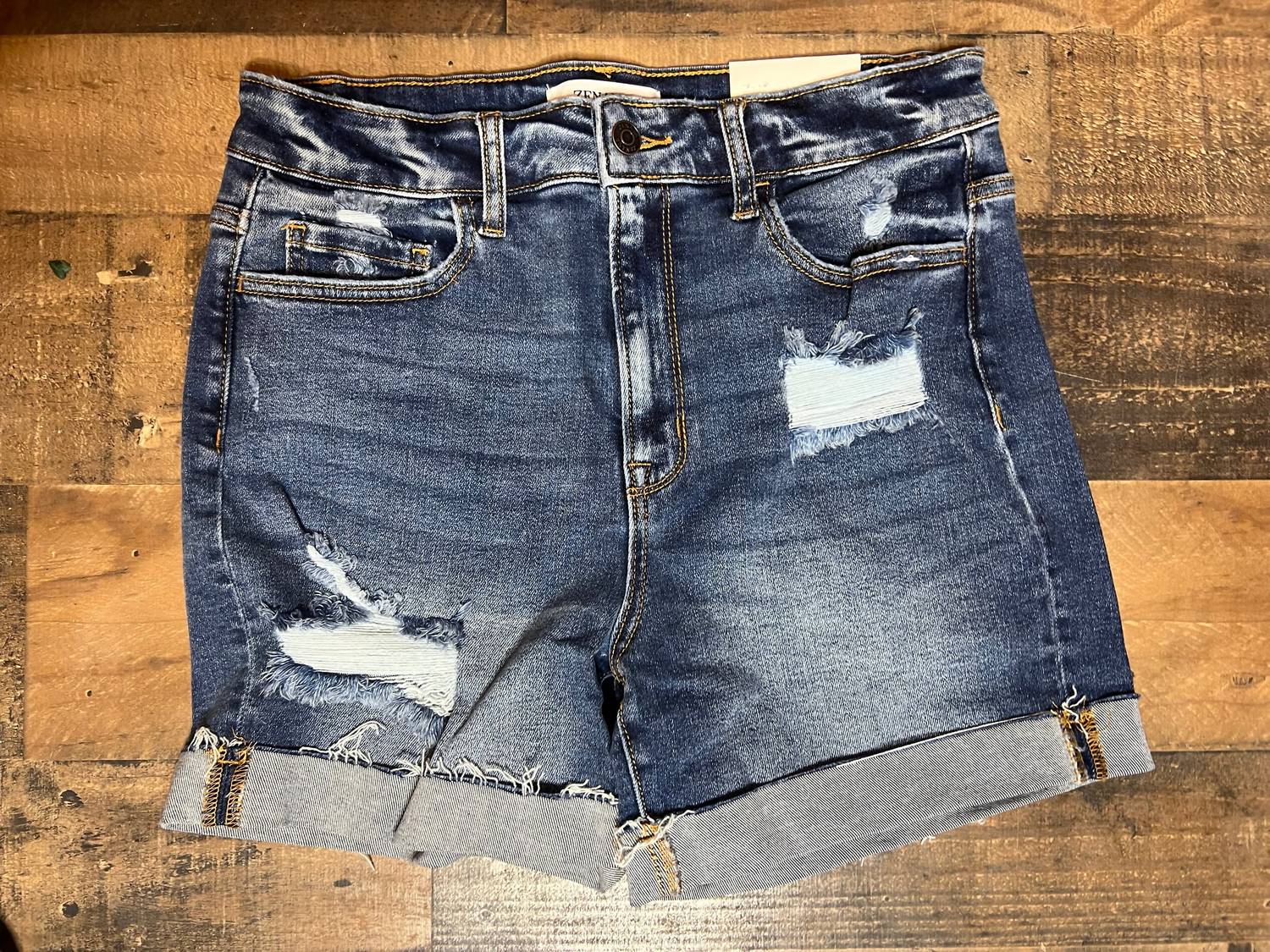 Zenana - Carli Cuffed Shorts