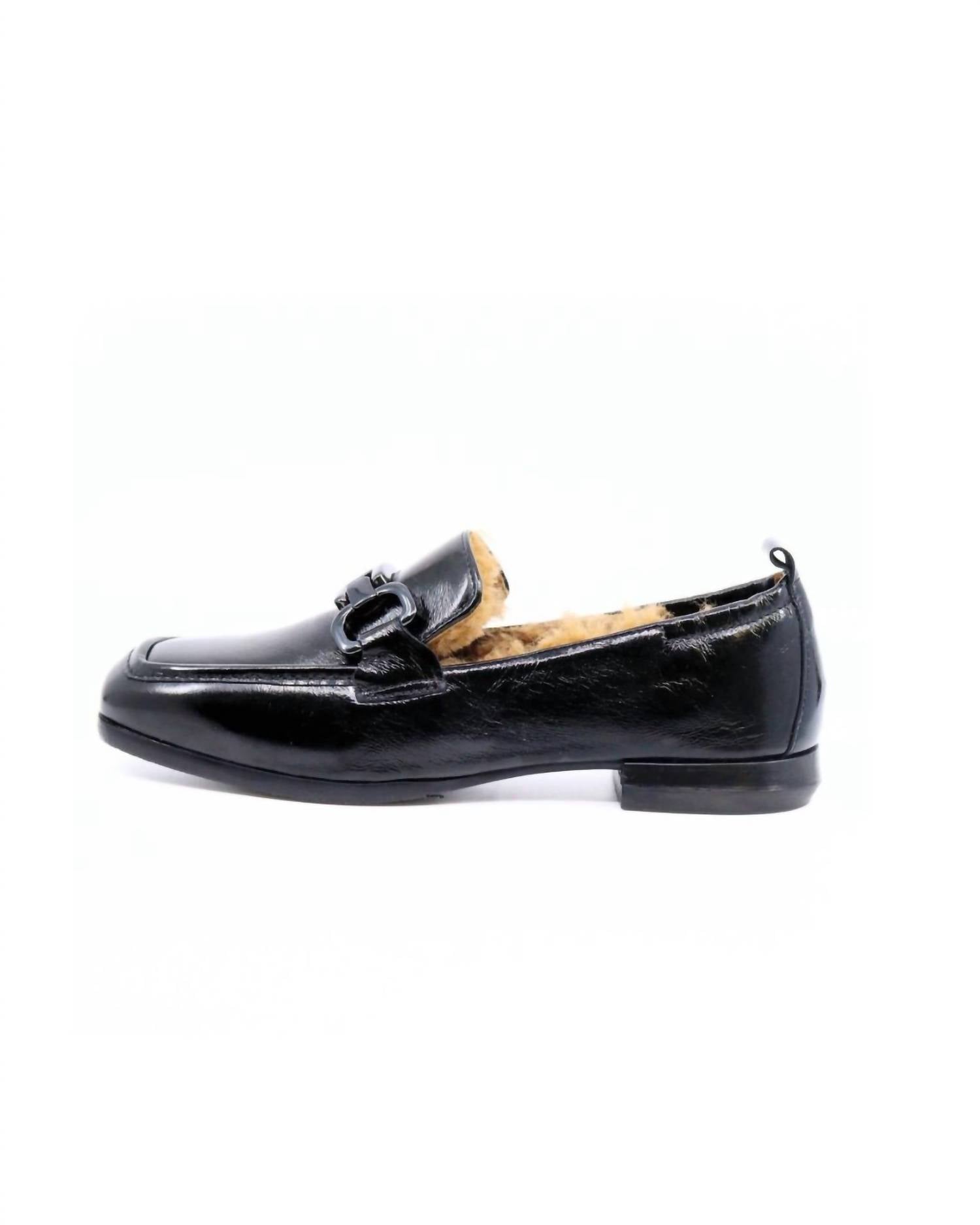 Homers Women's Lena Superluxe Loafers in black - women's flats