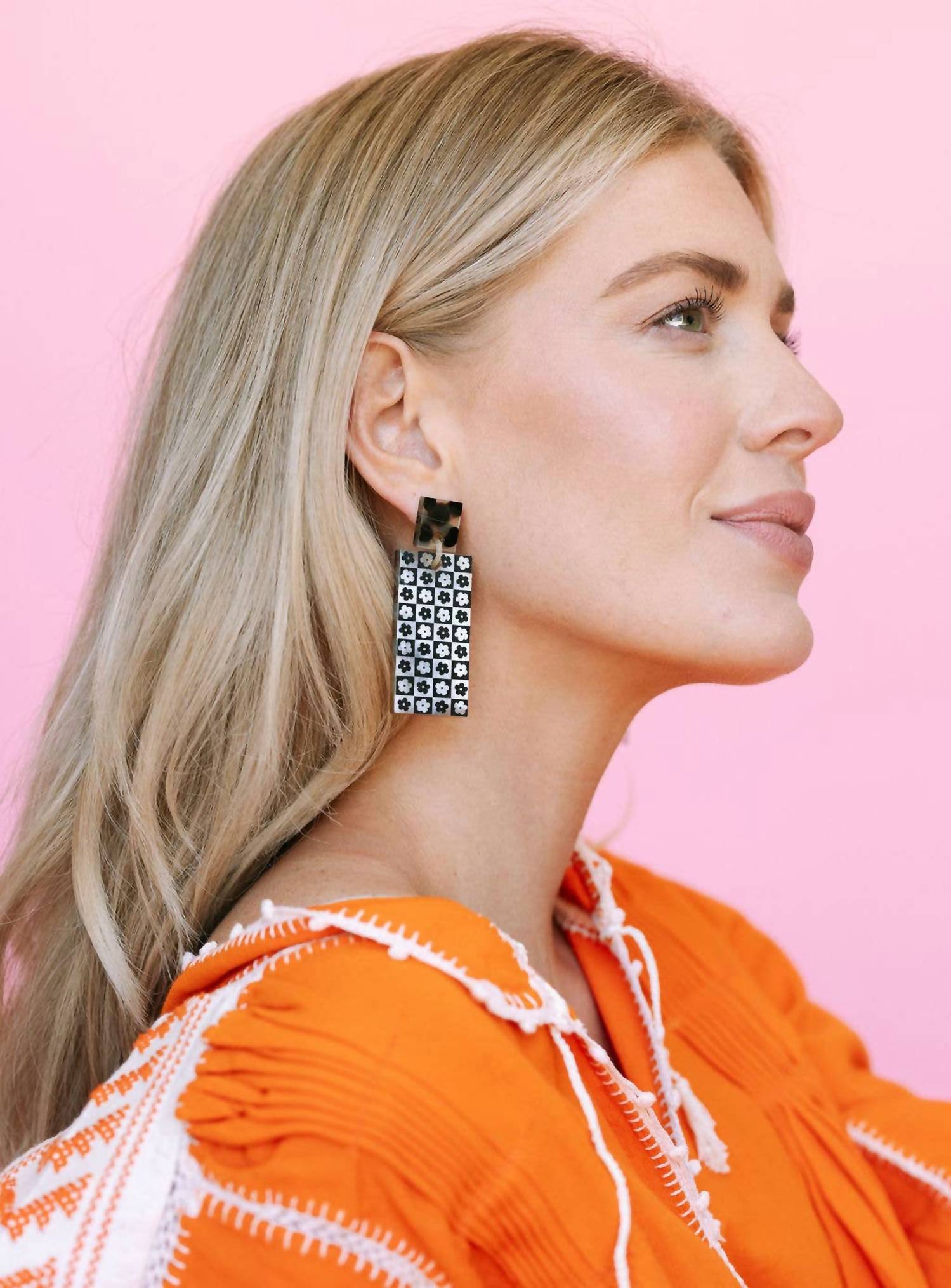 Sunshine Tienda - Women's Flower Tile Cabana Earrings