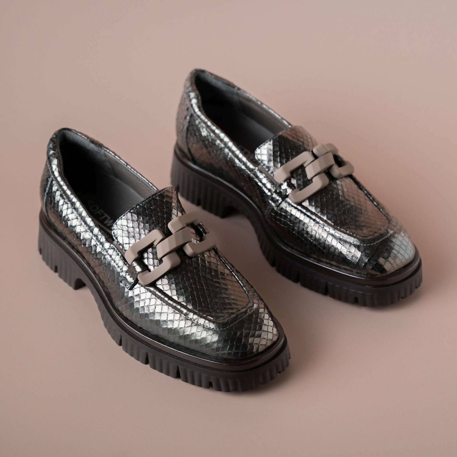 Softwaves - Women's Leather Loafer