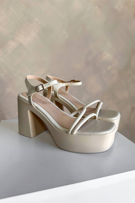 Chinese Laundry - Women's Avianna Block Heel