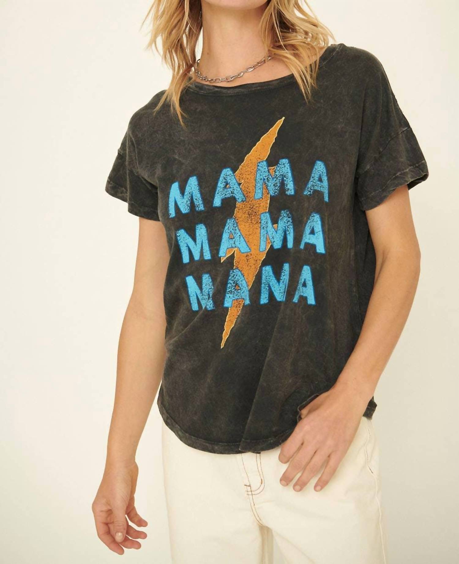 Promesa - Thunder Mama Washed Vintage Graphic Tee