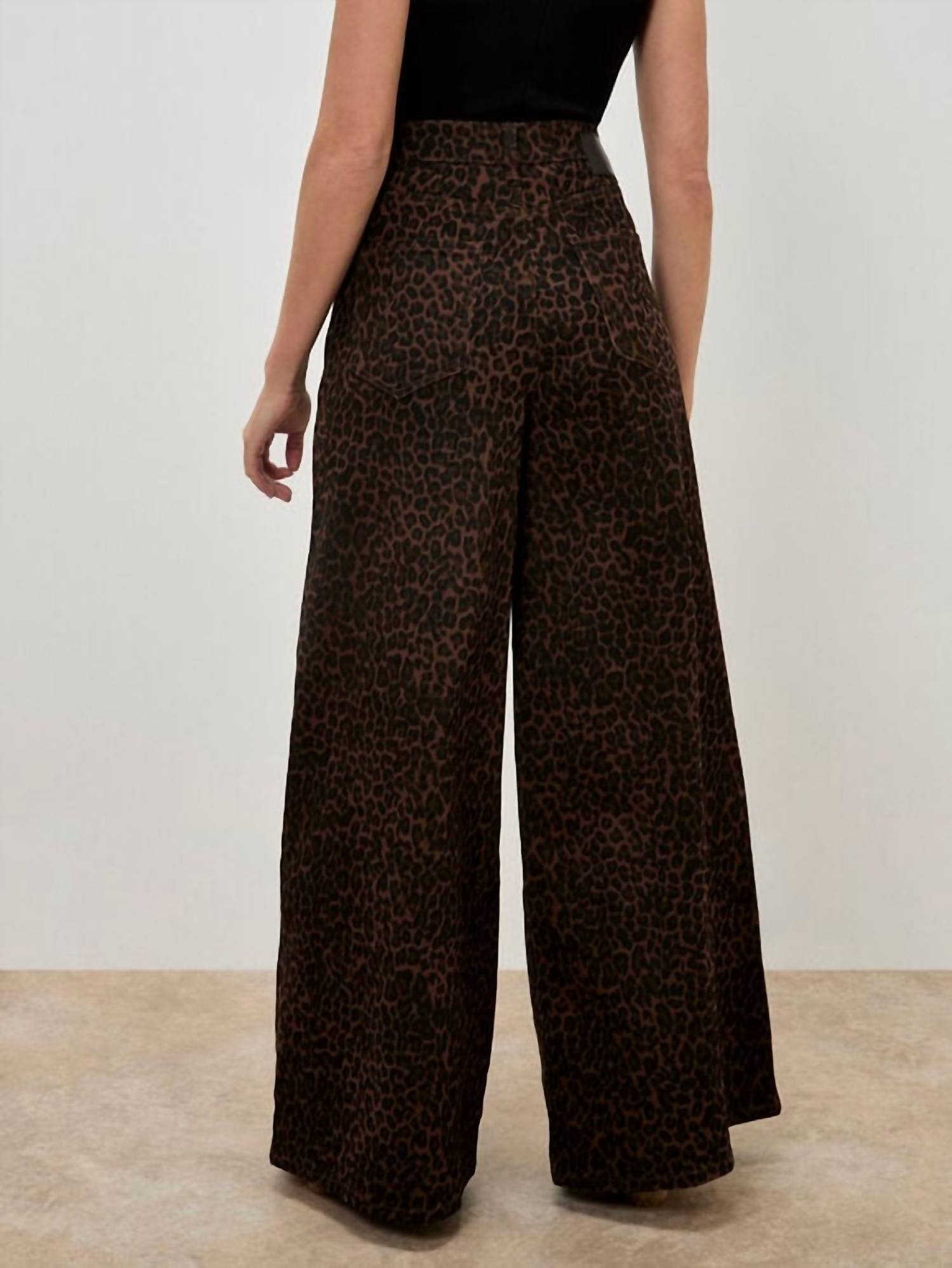 Apricot - Zoe Wide Leg Leopard Jean