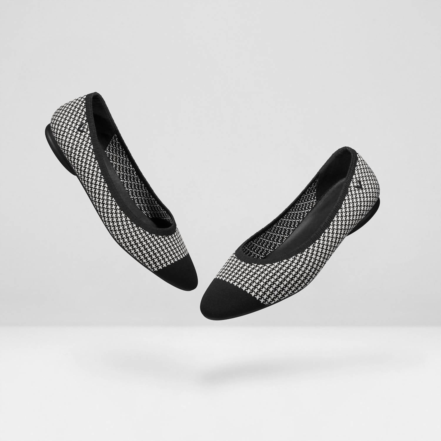 Vivaia Women's Tamia 2.0 Ballet Flats in black white - women's flats - alternate view