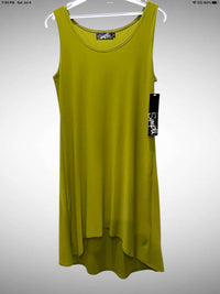 Sympli - Women's Sleeveless Arc short dress