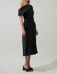 Sugarlips - Rizzo Satin Off The Shoulder Midi Dress