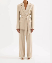 Nude Lucy - Eryn Blazer