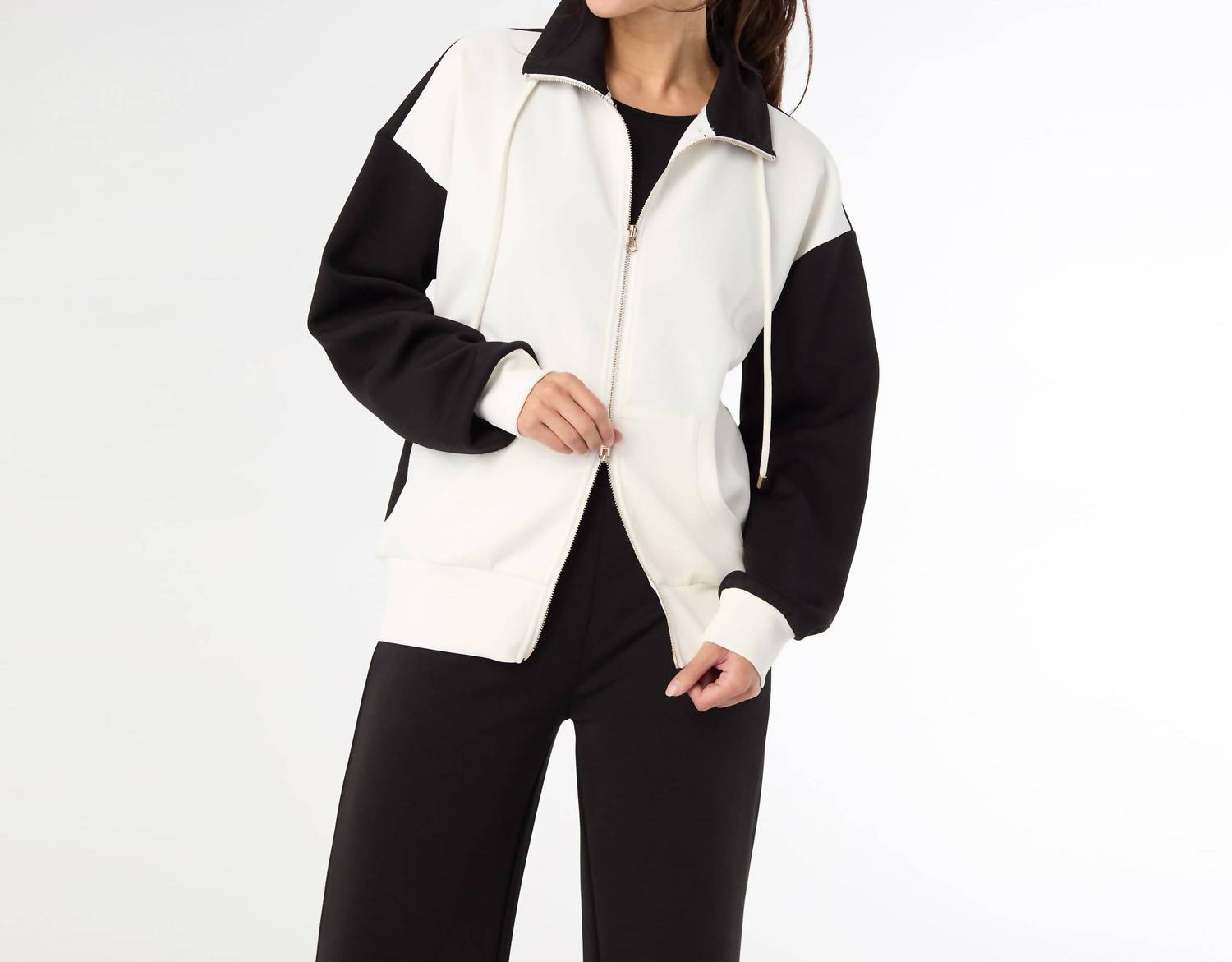 Coco + Carmen - Hilarie Two-Tone Zip Front Sweatshirt