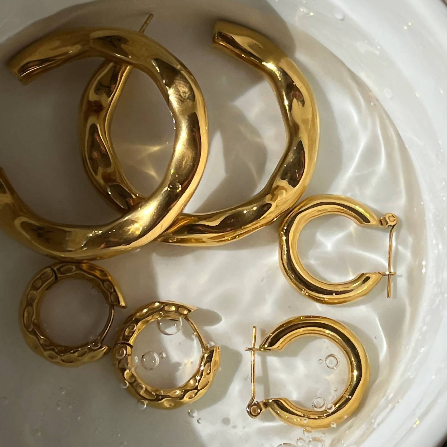 Ellie Vail - Women's Astrid Hammered Hoop Earrings