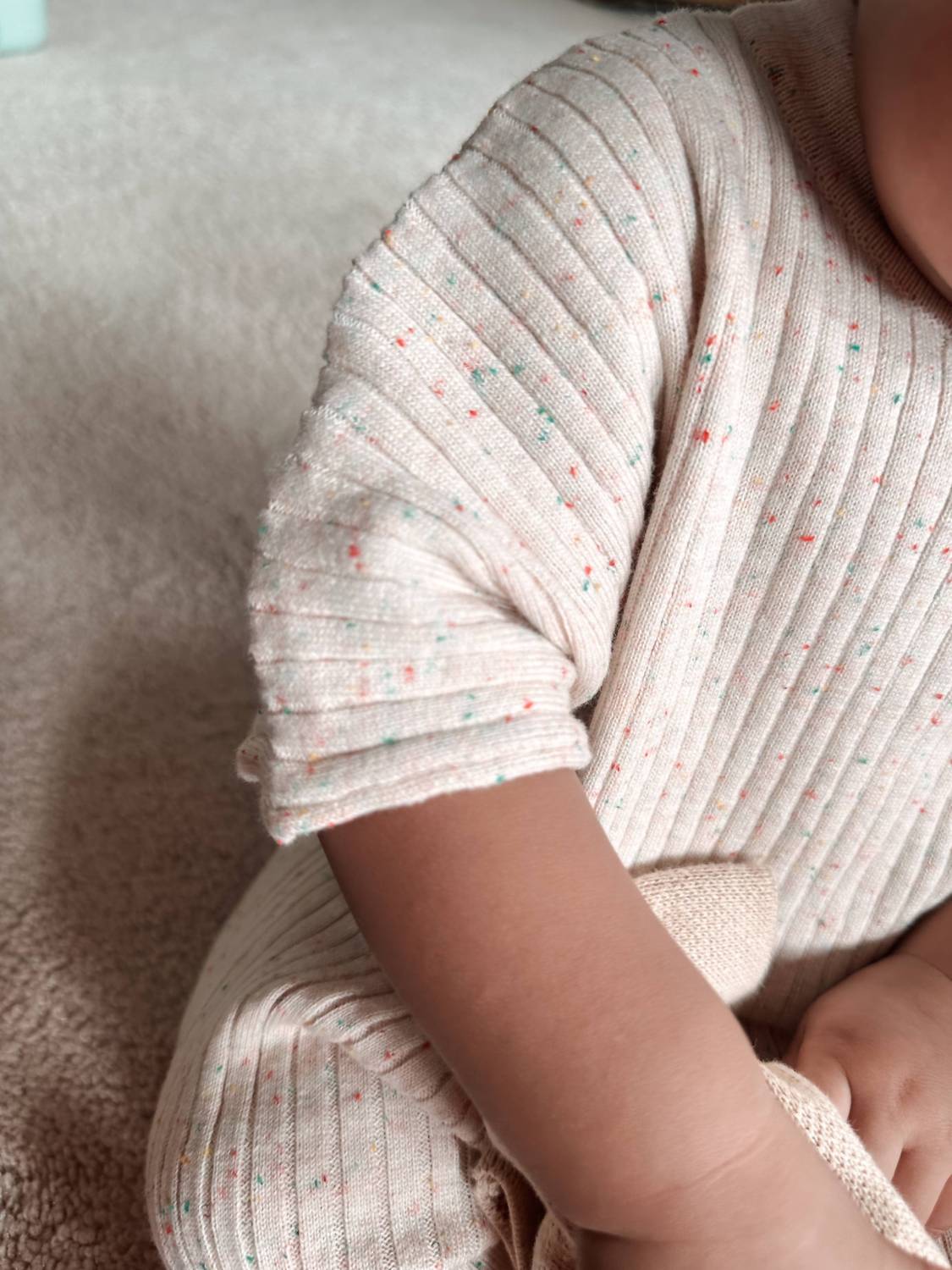 Zoe Jay - Kids' Speckled Ribbed Knit Romper