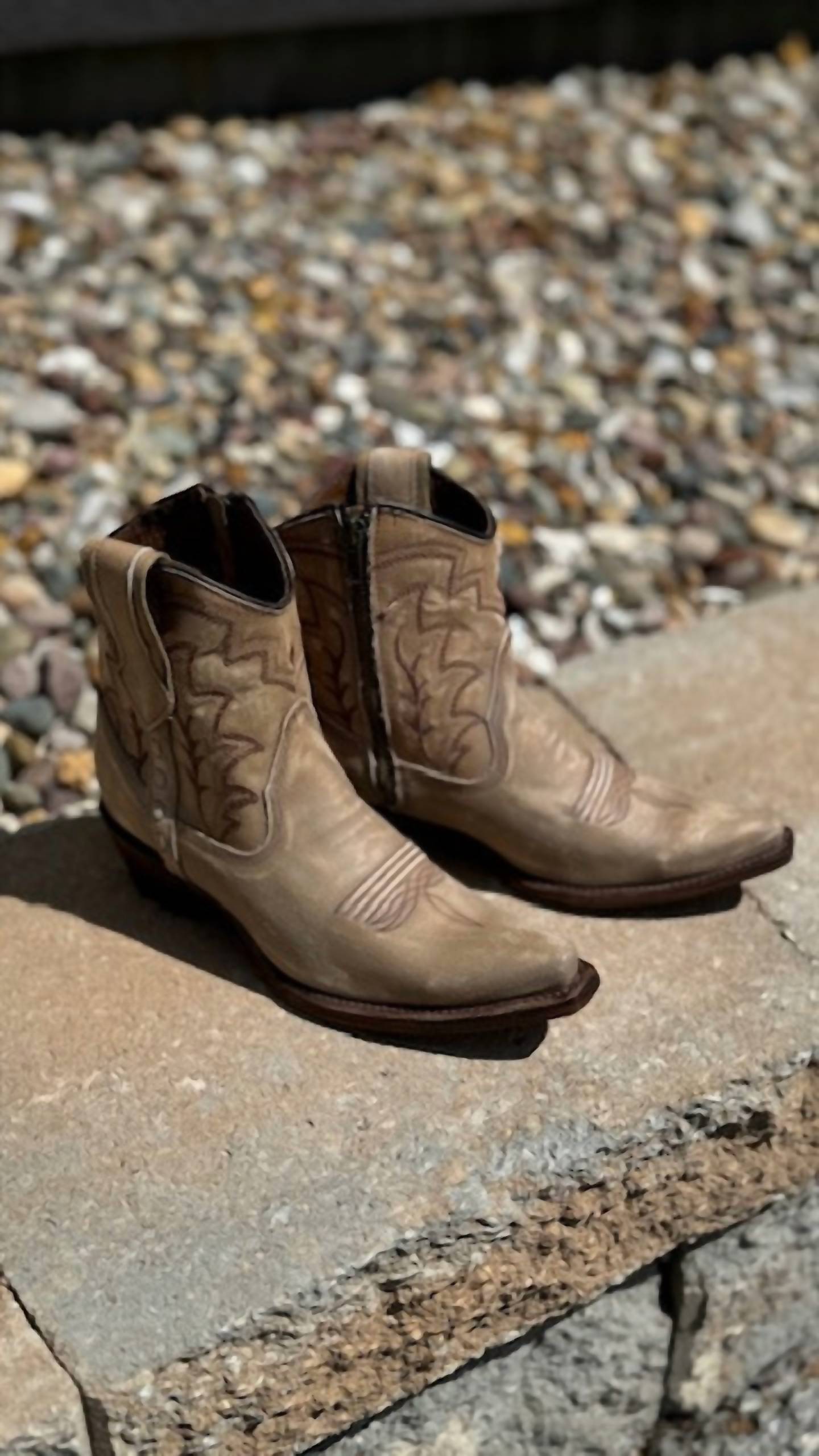 Corral - Women's G L6098 Embroidery Bootie