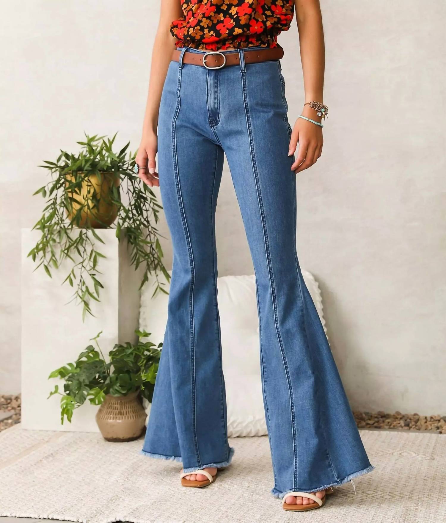 Saints & Hearts - Back Suede Star Flare Denim Pants
