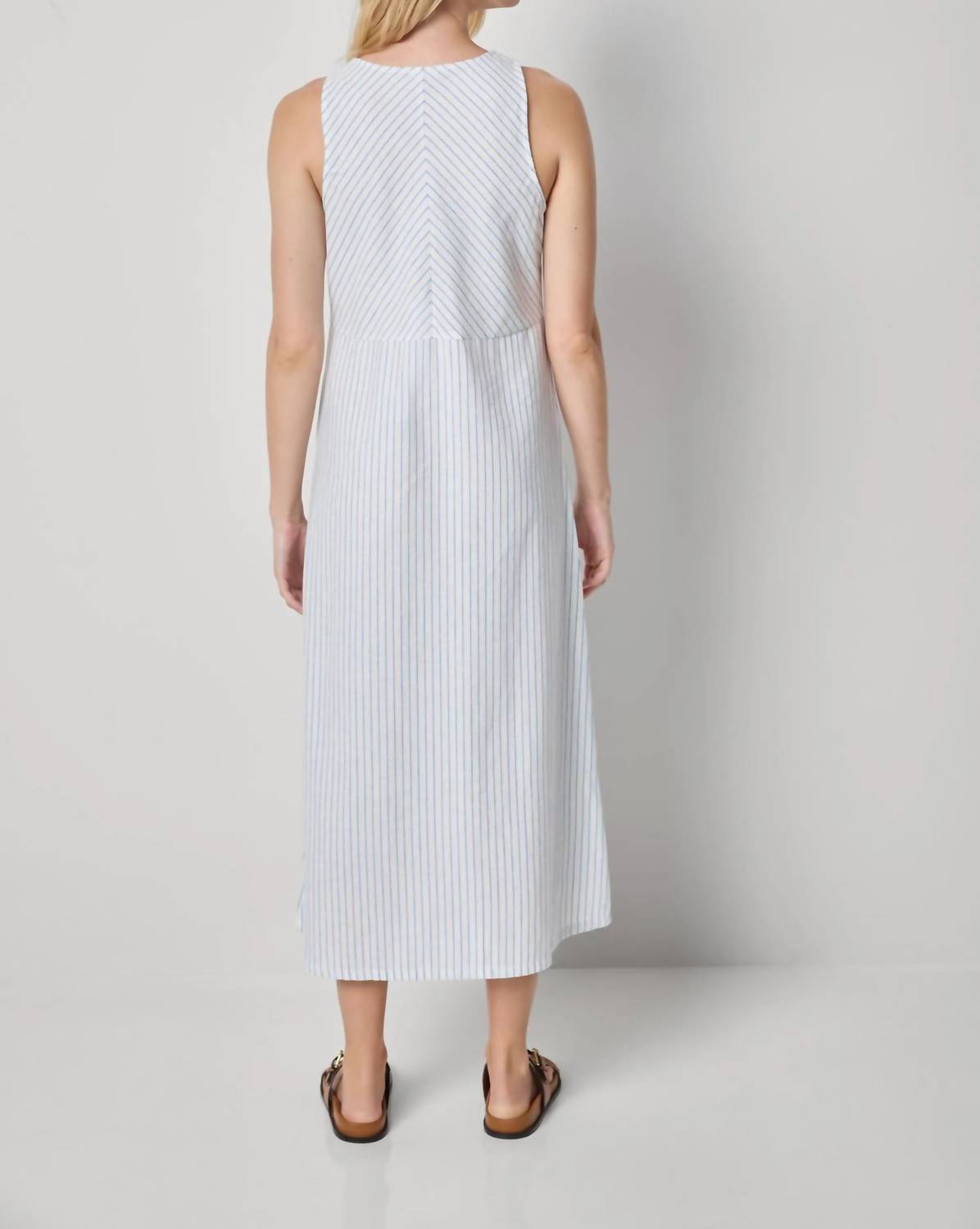 Lilla P - Keyhole Midi Dress