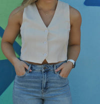Davi & Dani - Cropped V Neck Vest