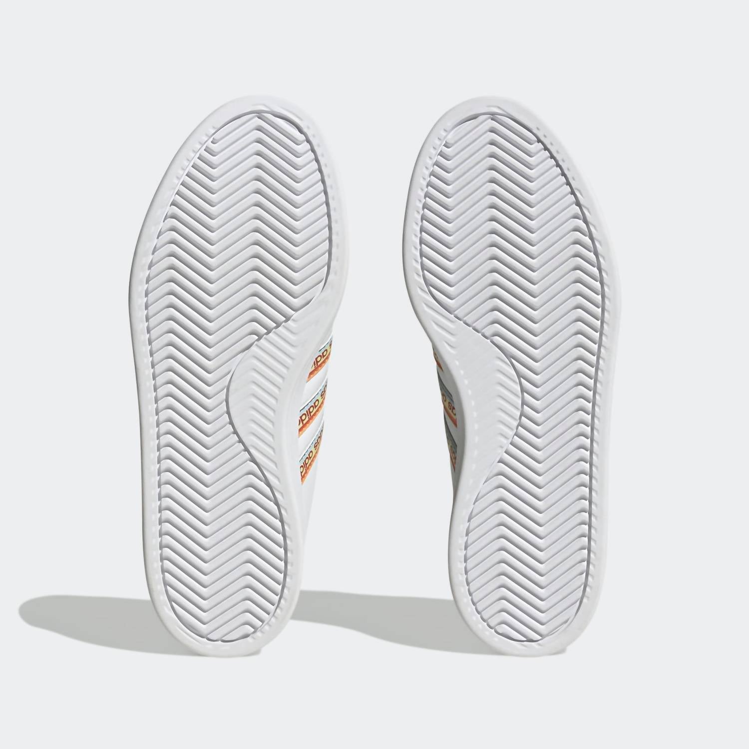 Adidas - Women's Grand Court 2 Sneaker