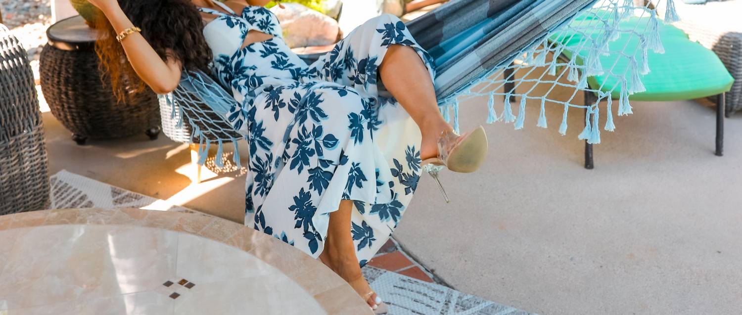 Surelymine - Visual Landscape Floral Print Ruffle Maxi Dress