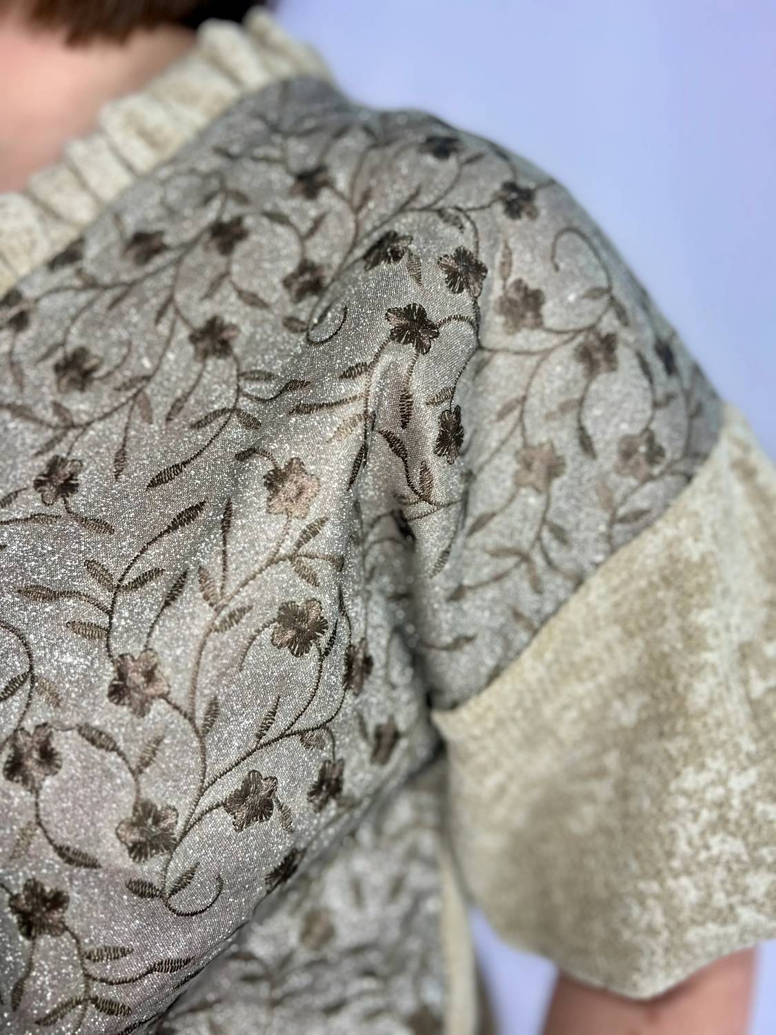 Voy - Women's The Stella Shimmer Blouse