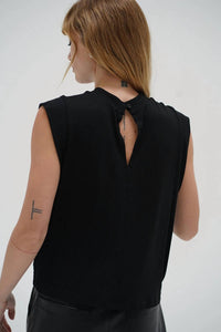 Callahan Oren Ribbed Top in black - women's shirt - detail view
