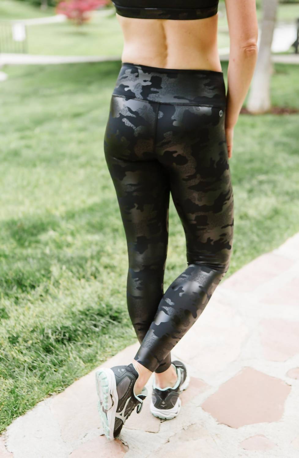 Mid Rise Legging