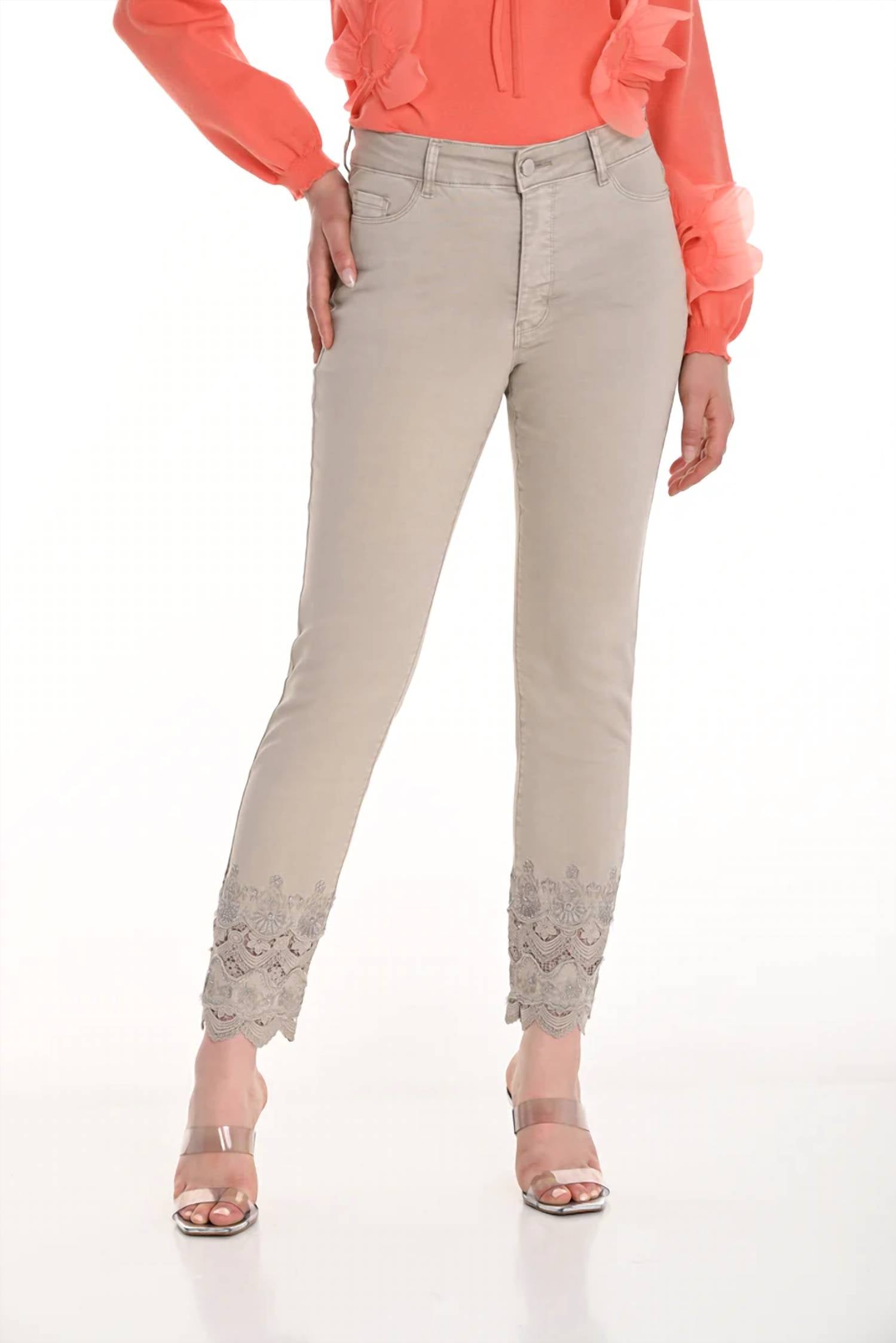 Frank Lyman - Cassie Classic Woven Pants