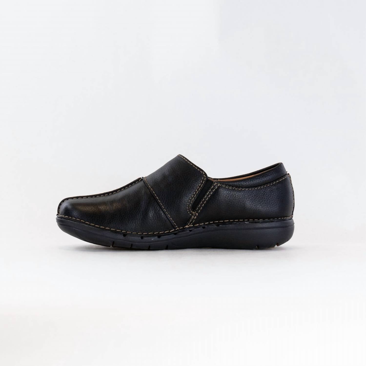 Clarks - Women's Un Loop Ave Slip On Leather Shoes