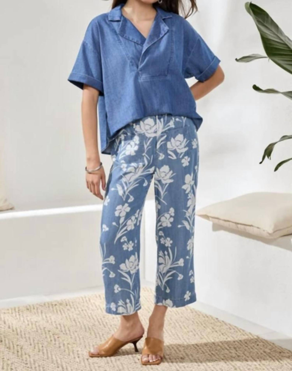 Tribal - Drape Denim Printed Wide Leg Crop Pants