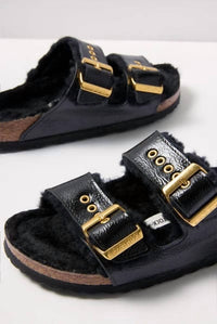 Birkenstock - Women's Arizona Shearling Patent Sandal